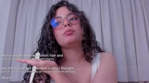Snapshot of antoniart_ chatting on March 2, 4:17 am Antonia online show from March 2, 4:17 am