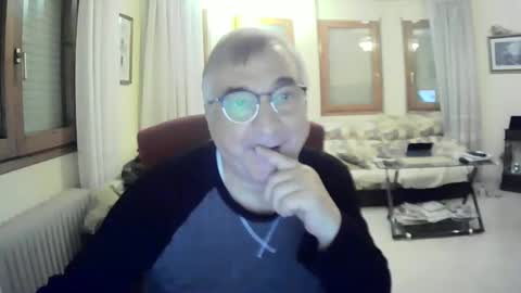 Antonio online show from February 14, 1:13 am