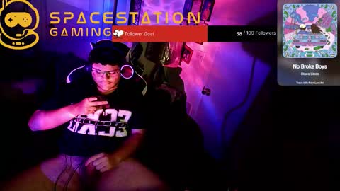 Snapshot of antonnastyfreak chatting on October 18, 9:24 am antonnastyfreak online show from October 18, 9:24 am