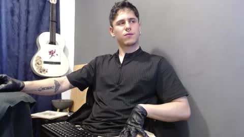 antonnello_ online show from February 7, 10:46 pm