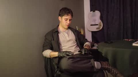 antonnello_ online show from April 16, 1:49 am