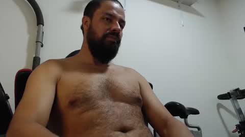 Snapshot of antony_36 chatting on February 20, 3:23 am antony online show from February 20, 3:23 am