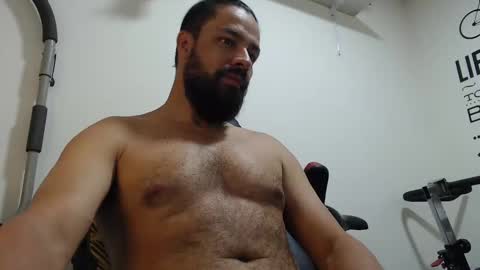 Snapshot of antony_36 chatting on February 18, 3:10 am antony online show from February 18, 3:10 am