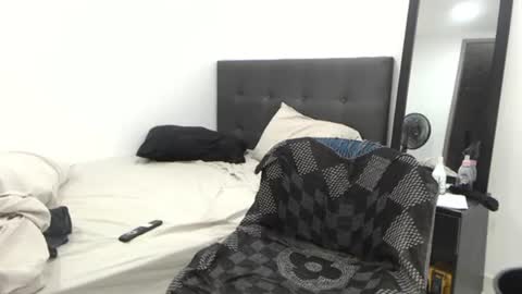 antwanblack11 online show from September 22, 11:20 pm