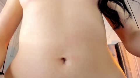 anya_belth online show from May 21, 7:31 pm