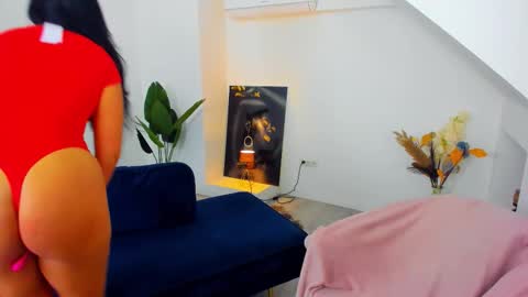 Anya online show from March 28, 8:27 am