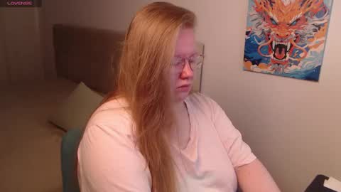 Snapshot of anya_muna chatting on December 19, 4:13 pm Anya Muna online show from December 19, 4:13 pm