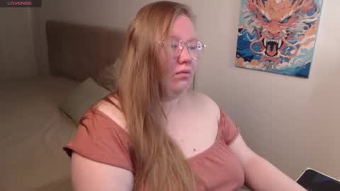 Snapshot of anya_muna chatting on December 5, 7:11 pm Anya Muna online show from December 5, 7:11 pm