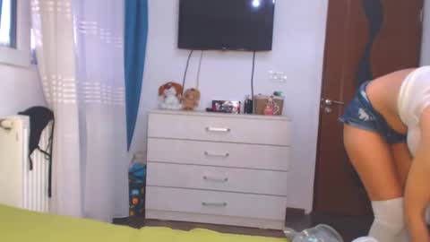 An online show from January 15, 5:40 am