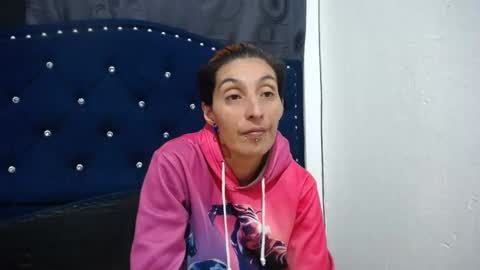 anyu online show from January 18, 8:20 am