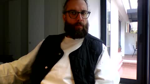 apc_3 online show from April 8, 8:39 am