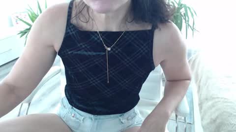 Aphrodite online show from October 16, 11:21 am