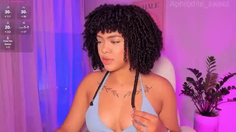 Snapshot of aphrodite_sweet chatting on October 24, 6:41 pm Karla online show from October 24, 6:41 pm