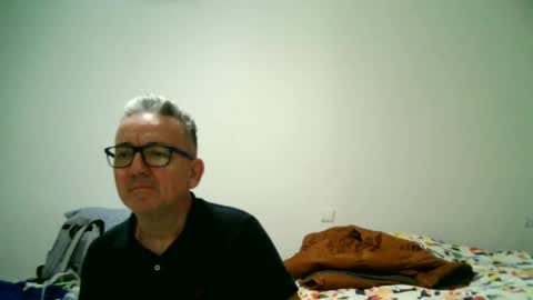 furry bear online show from December 31, 7:29 pm