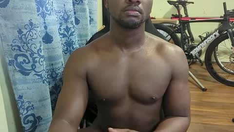 Snapshot of apollodarkmn chatting on February 5, 9:07 pm apollodarkmn online show from February 5, 9:07 pm