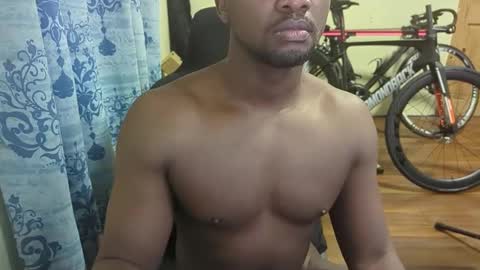 Snapshot of apollodarkmn chatting on February 6, 10:36 am apollodarkmn online show from February 6, 10:36 am