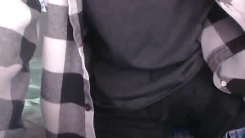 Snapshot of apollofoxxx69 chatting on February 13, 8:55 pm apollofoxxx69 online show from February 13, 8:55 pm