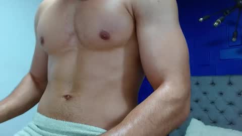 Snapshot of apolo_klein1 chatting on March 3, 2:49 pm Apolo online show from March 3, 2:49 pm