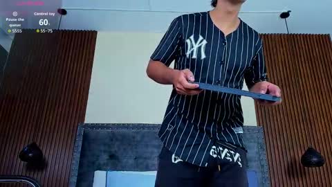 Apolo online show from October 18, 9:52 pm