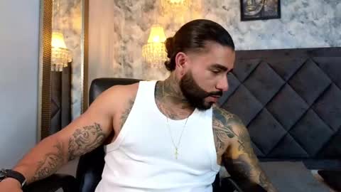 Snapshot of apolo_rousse chatting on September 15, 9:16 pm Apolo online show from September 15, 9:16 pm