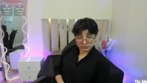 apolo_tay1 online show from October 6, 4:36 pm
