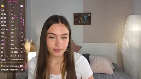 Vicki online show from September 21, 9:24 am