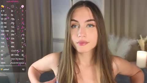 Vicki online show from September 23, 9:36 am