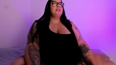 Snapshot of apriilpeach_ chatting on January 23, 9:18 pm Maria online show from January 23, 9:18 pm