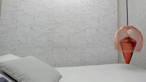 Snapshot of aprilalen chatting on February 18, 6:59 am April online show from February 18, 6:59 am