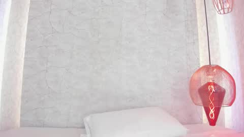 Snapshot of aprilalen chatting on February 11, 7:02 am April online show from February 11, 7:02 am