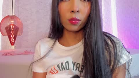 Snapshot of aprilalen chatting on January 27, 6:30 am April online show from January 27, 6:30 am