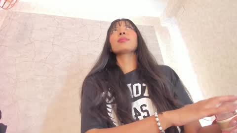 Snapshot of aprilalen chatting on January 31, 6:57 am April online show from January 31, 6:57 am