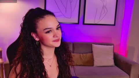 Snapshot of aprilrhodes_ chatting on January 30, 9:36 am April Rhodes online show from January 30, 9:36 am