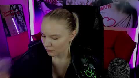 April. All year round.  online show from October 11, 2:49 am