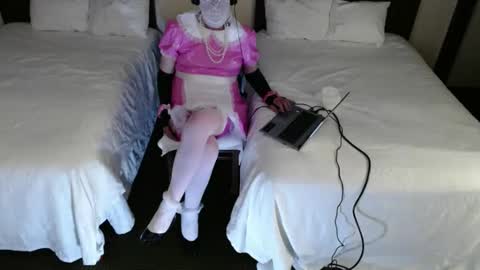 April Sissy online show from September 10, 4:52 pm