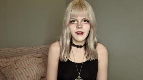 Alice D online show from May 15, 5:53 pm