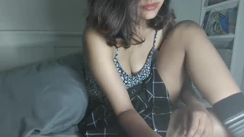 Snapshot of aproditelily495 chatting on September 19, 3:21 am LilyinTheWild online show from September 19, 3:21 am