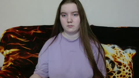 Josefin online show from May 31, 9:08 am