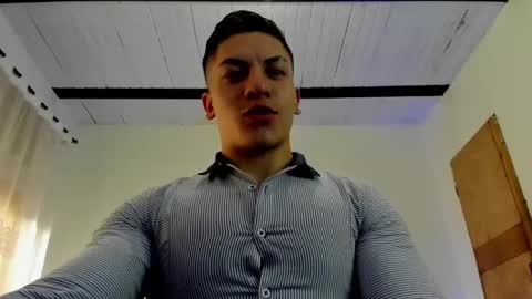 Jonathan online show from February 5, 10:33 pm