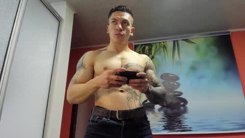 Jonathan online show from December 15, 1:29 pm