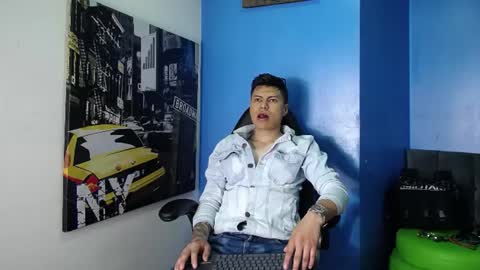 aquilestaylor online show from June 22, 1:07 pm