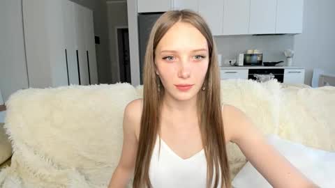 Lina online show from October 10, 9:04 am