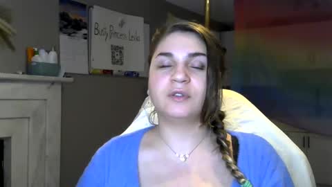 Snapshot of arabbustybeauty chatting on January 21, 4:32 am BustyPrincessLeila online show from January 21, 4:32 am
