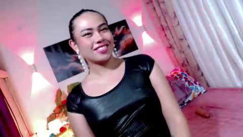 arahsexybitch online show from April 9, 8:36 pm