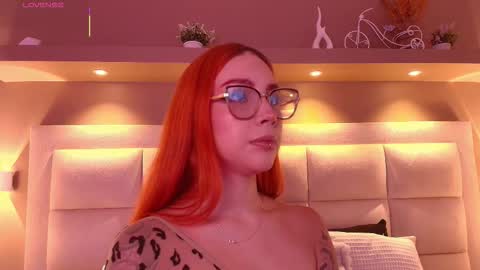 Snapshot of arannamartinez chatting on September 19, 7:50 pm IGLondon mj2 online show from September 19, 7:50 pm