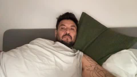 archieyahoo online show from January 27, 3:39 pm