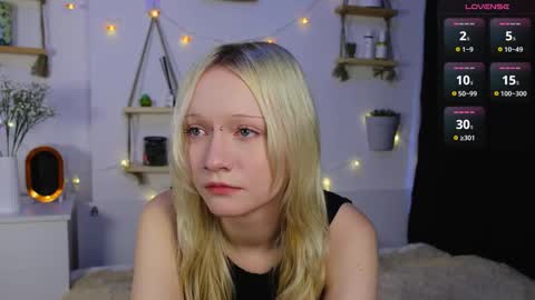 Jenny online show from October 4, 7:50 am