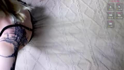 Jenny online show from October 25, 8:13 am