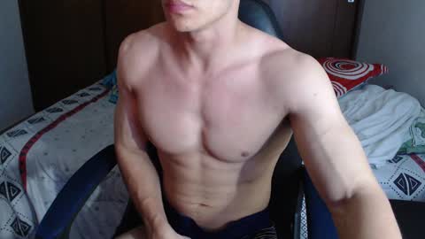 Snapshot of ares_aestheticgod chatting on February 27, 3:08 am Ares D online show from February 27, 3:08 am