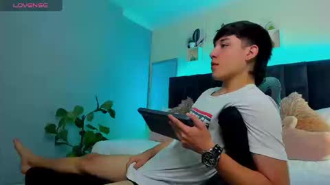 Ares online show from September 22, 2:43 pm